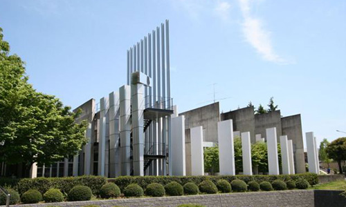 去日本早稻田大学本科留学一年需要多少钱
