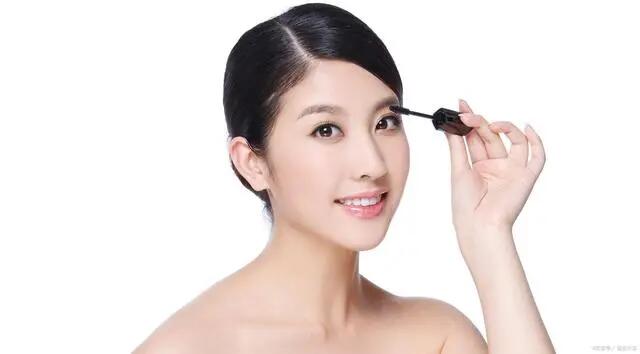 简单化妆步骤技巧，赶紧学起来