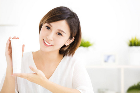 甘油护肤品，谁应谨慎使用？