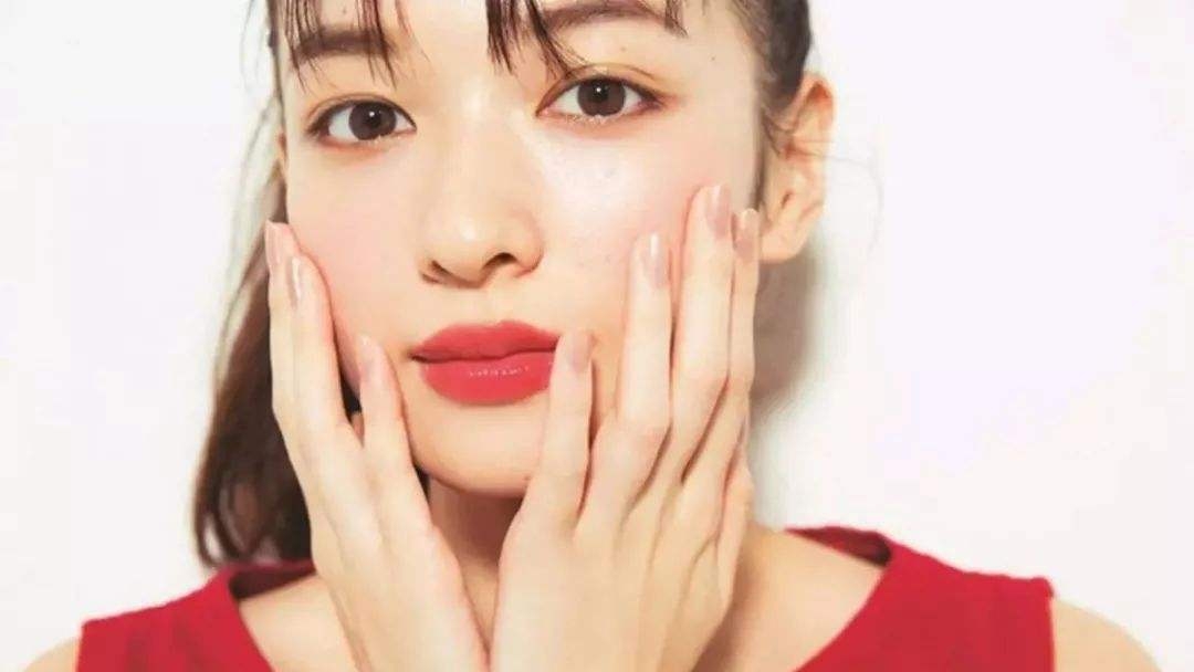 广州学化妆培训学校哪家强？