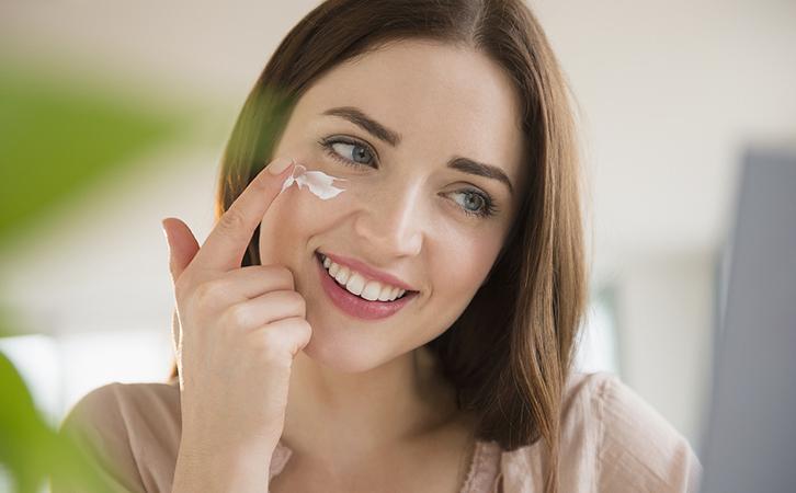 广州学化妆在哪里学好些？