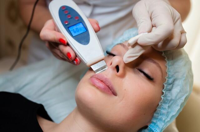 佛山学化妆培训要学多久？