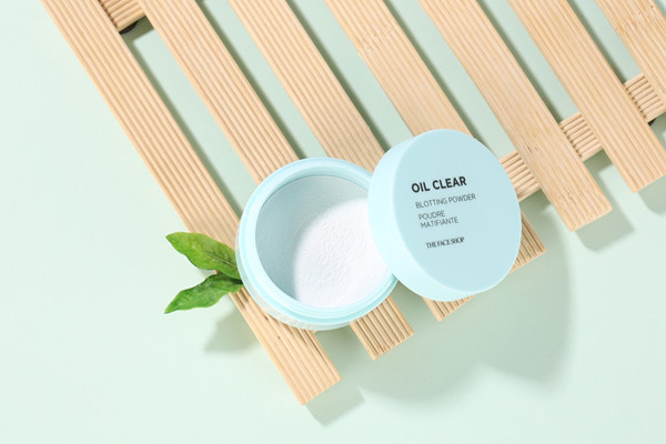 东莞学化妆培训学校哪家强？