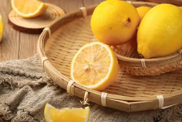 深圳业余学化妆培训哪家强？