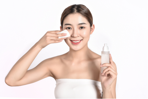 深圳学化妆短期培训班如何？