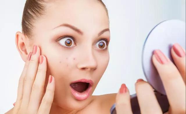 梅州学化妆学费大概是多少？