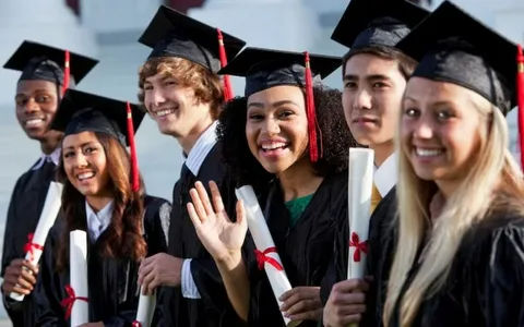 法国留学选上海中介有哪些比较好？