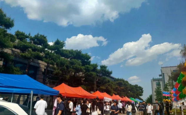 重庆韩语的培训班有外教吗？