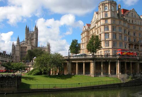 美国留学申请背景提升有哪些途径