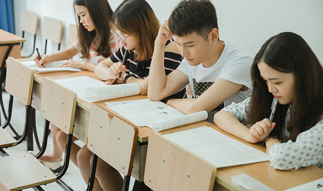 利用虚拟语气定位GRE阅读答案