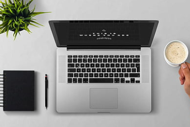 低版本Excel没有数据透视表切片器，如何实现动态筛选？