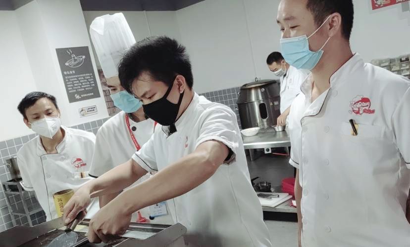 义乌食为先手抓饼培训