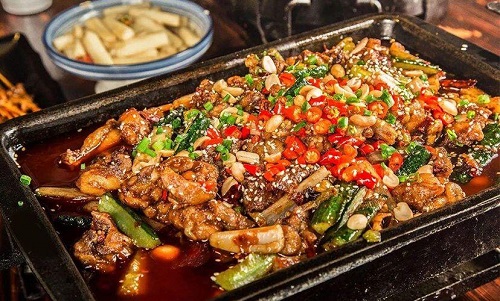南京食为先炭烧牛蛙培训