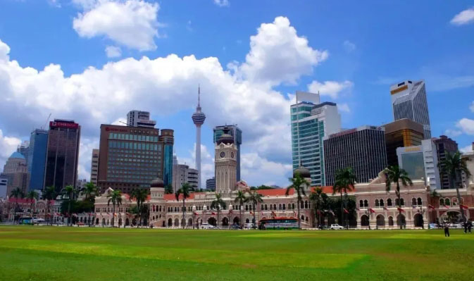 佛山留学美国，中介收费标准到底多少？