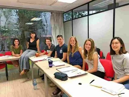 东莞艺术生留学西班牙，为什么越来越多人选择中介机构？