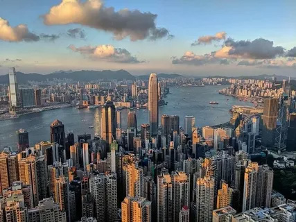 无锡到香港读本科，靠谱的留学中介该怎么选？