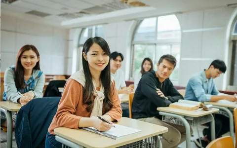 南通去香港留学，中介机构费用到底多少？一起来看看！