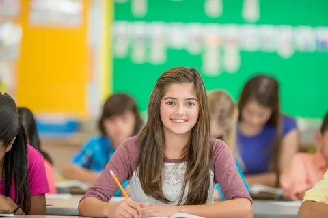 商科申请多邻国需要多少分？比文科要求高吗？