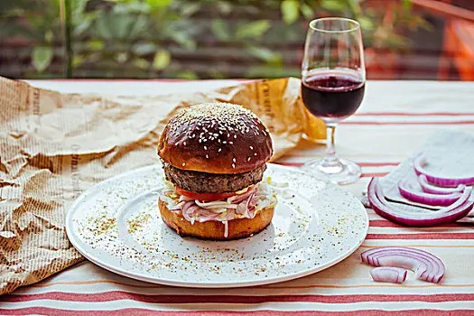 厨师培训学校报名前必须问清楚的3个关键问题