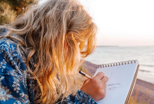 GRE阅读总超时3个速读技巧让你快准狠抓主旨