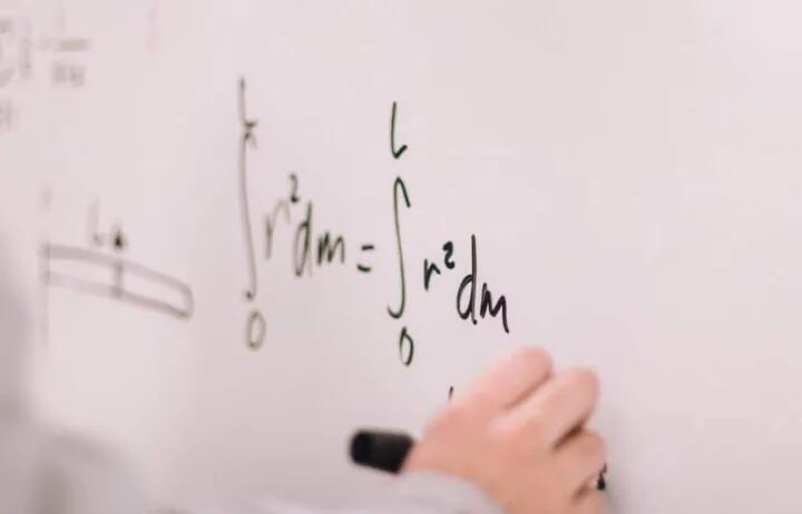 工作太忙没空学英语试试这3个“偷时间”方法