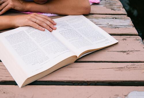 雅思听力总漏听关键信息这几个训练方法让你不再错过答案