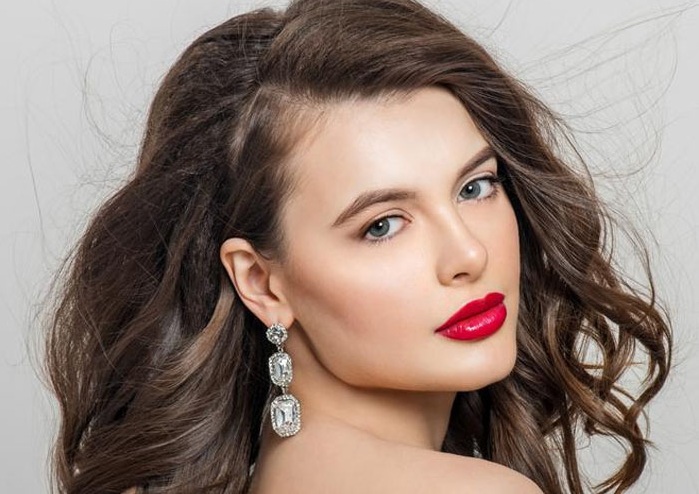 为什么你的卷发总是撑不过三天这些技巧你试过没