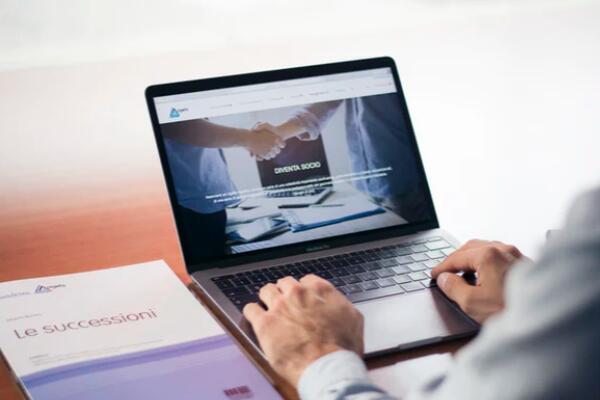 做新媒体运营总没流量是不是这3个关键点没做好