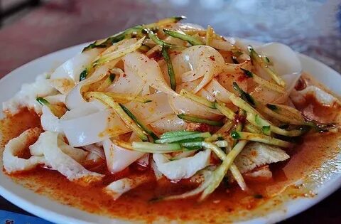 烧麦皮怎么擀才能薄而不破郴州食为先小吃培训学校小编教你技巧