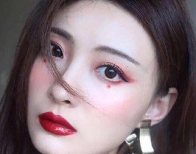 化妆学徒刚开始该练什么老师傅分享基础训练方法