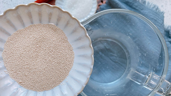 欧包制作时怎样判断面团的发酵程度是否合适