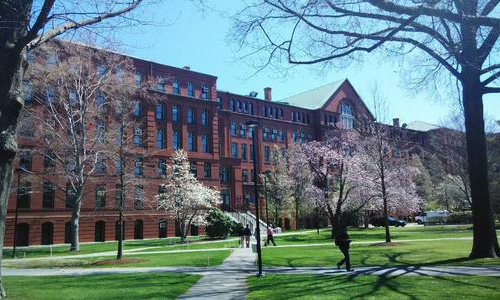 收到美国大学面试邀请后，如何准备才能给招生官留下好印象