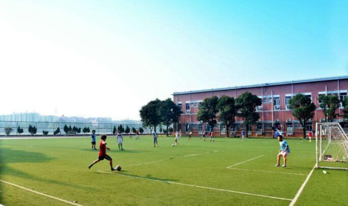 学院外景